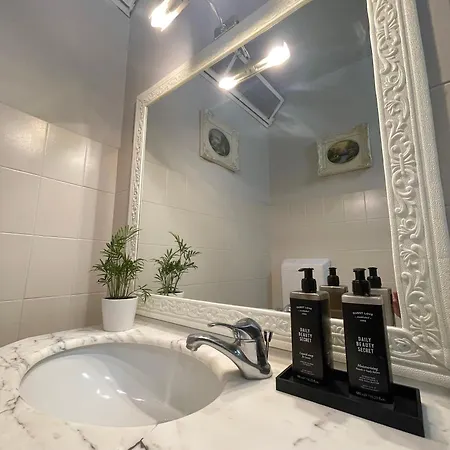 Duomo 16 View דירה *